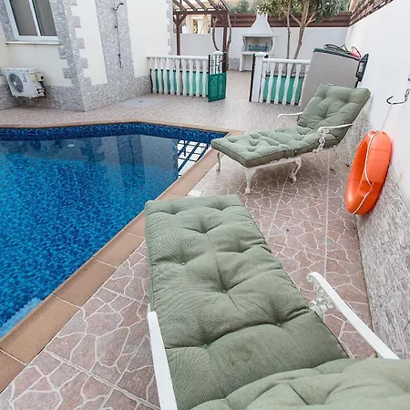 Luxury Nissi Whit Sea View Maison d'hôtes *